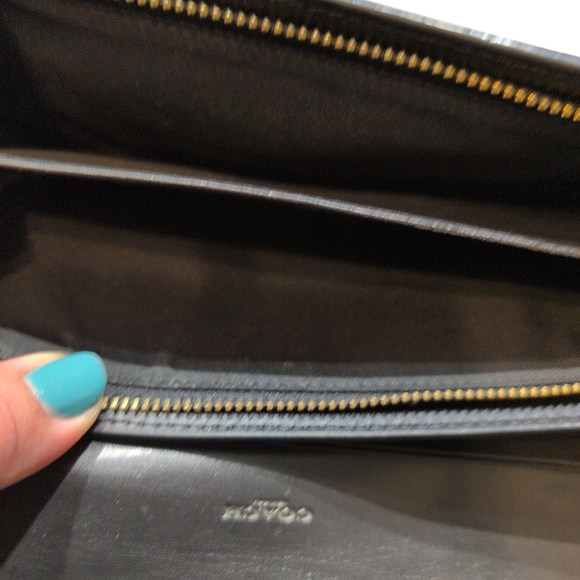 Coach Black Women's Wallet Preloved Zipper Broke Monogram Leather - Picture 7 of 12